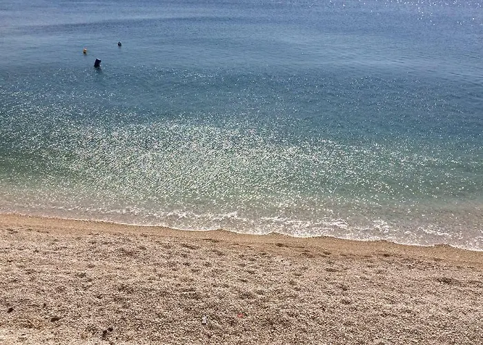 Ursa Minor Villa Sumartin